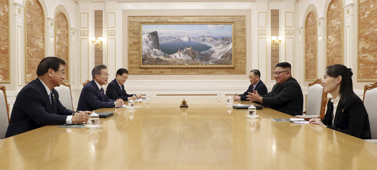 La portavoz consideró que la cumbre da a Kim una 'oportunidad histórica' para cumplir los compromisos que expresó en su reunión con el presidente estadounidense, Donald Trump. (AP)