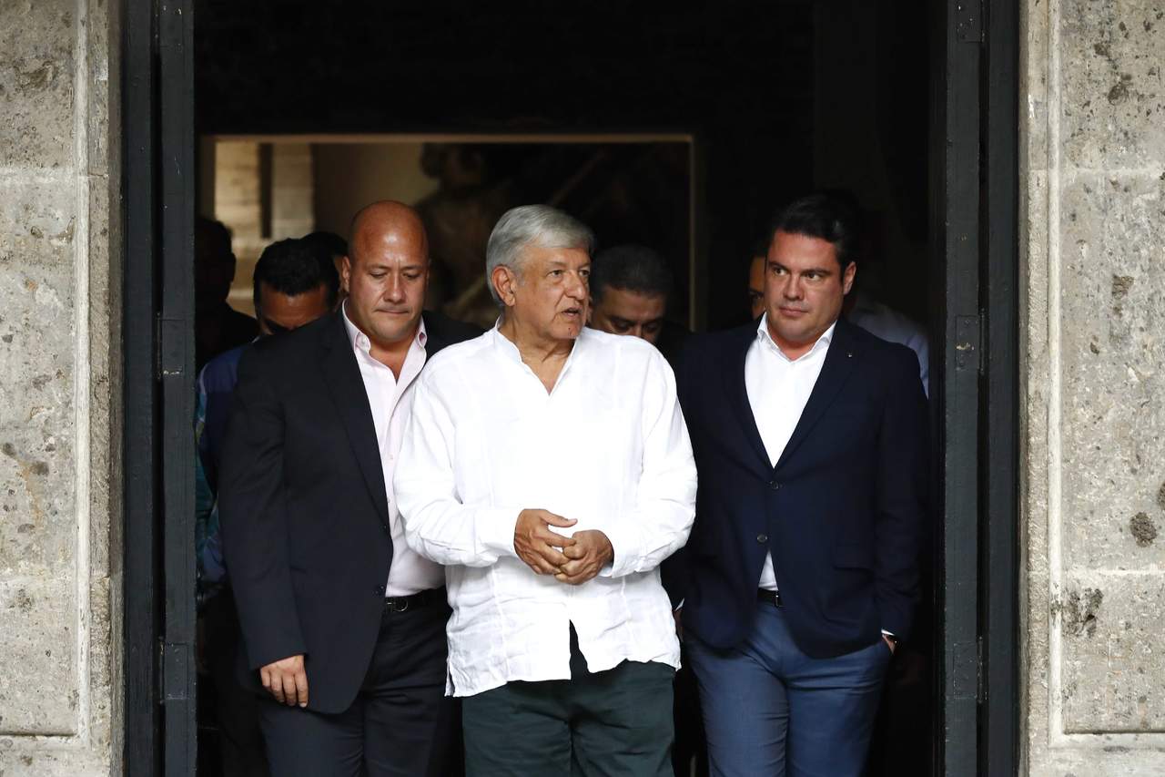 Luego de las elecciones del 1 de julio, López Obrador informó que estaba analizando con su familia, rentar una casa cerca de Palacio Nacional, sin embargo ahora afirma que vivirá en ese recinto. (EL UNIVERSAL)
