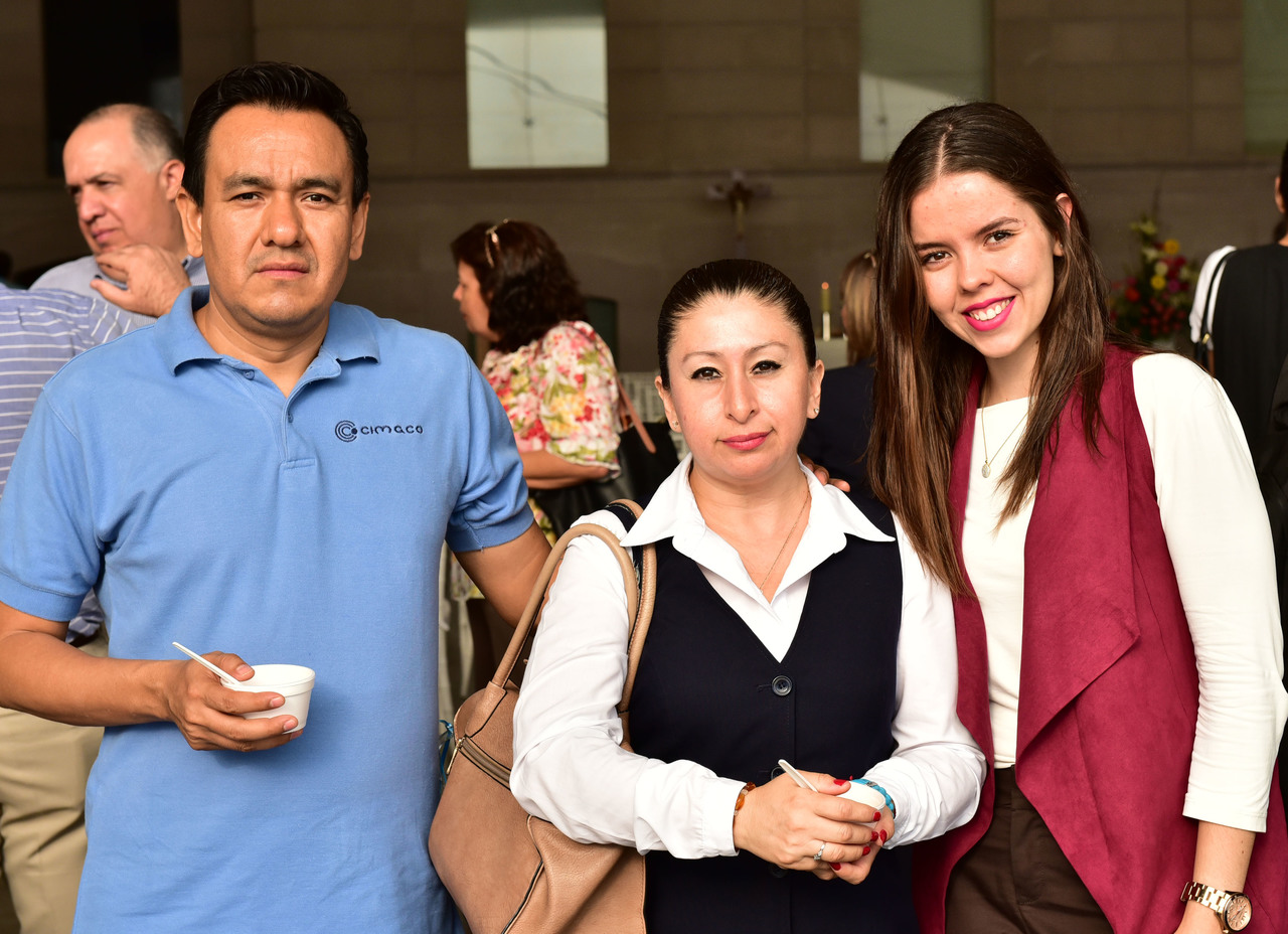 Janeth Rodríguez, Eugenio Tumoine y Lourdes Sánchez.