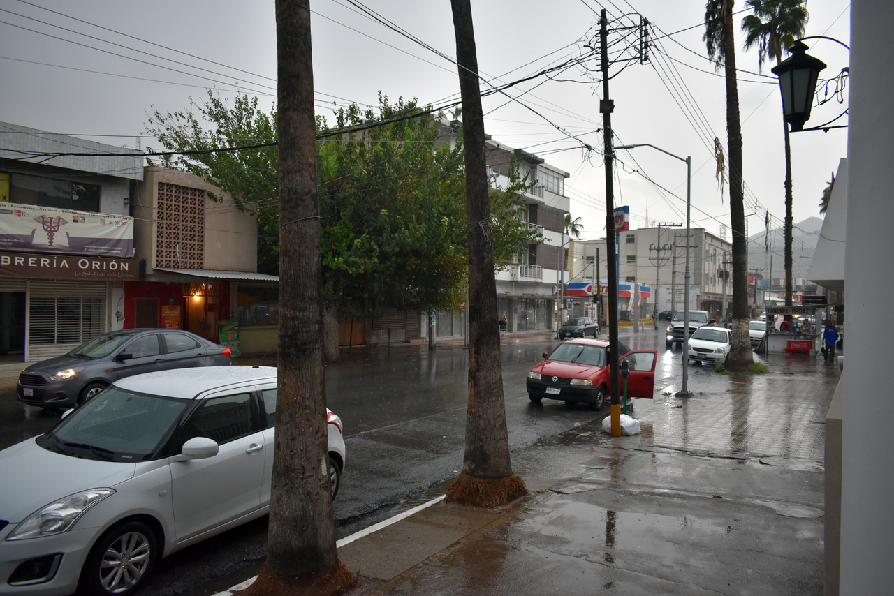 Persiste. Prevén continuar con las precipitaciones durante este fin de semana en la región Lagunera. (JOEL MENDOZA)