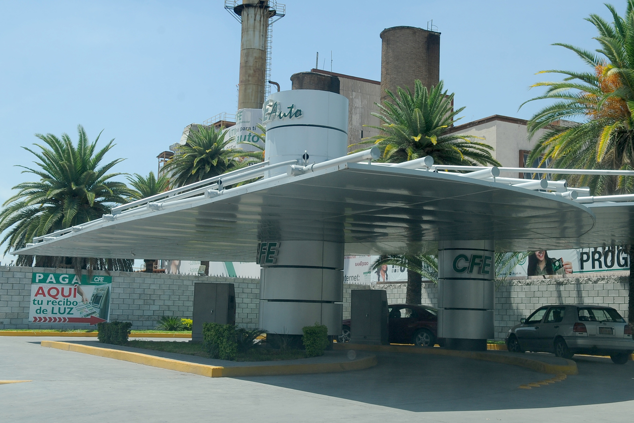 Tarifas. Industriales de La Laguna ya solicitaron una revisión de las tarifas eléctricas. (ARCHIVO)