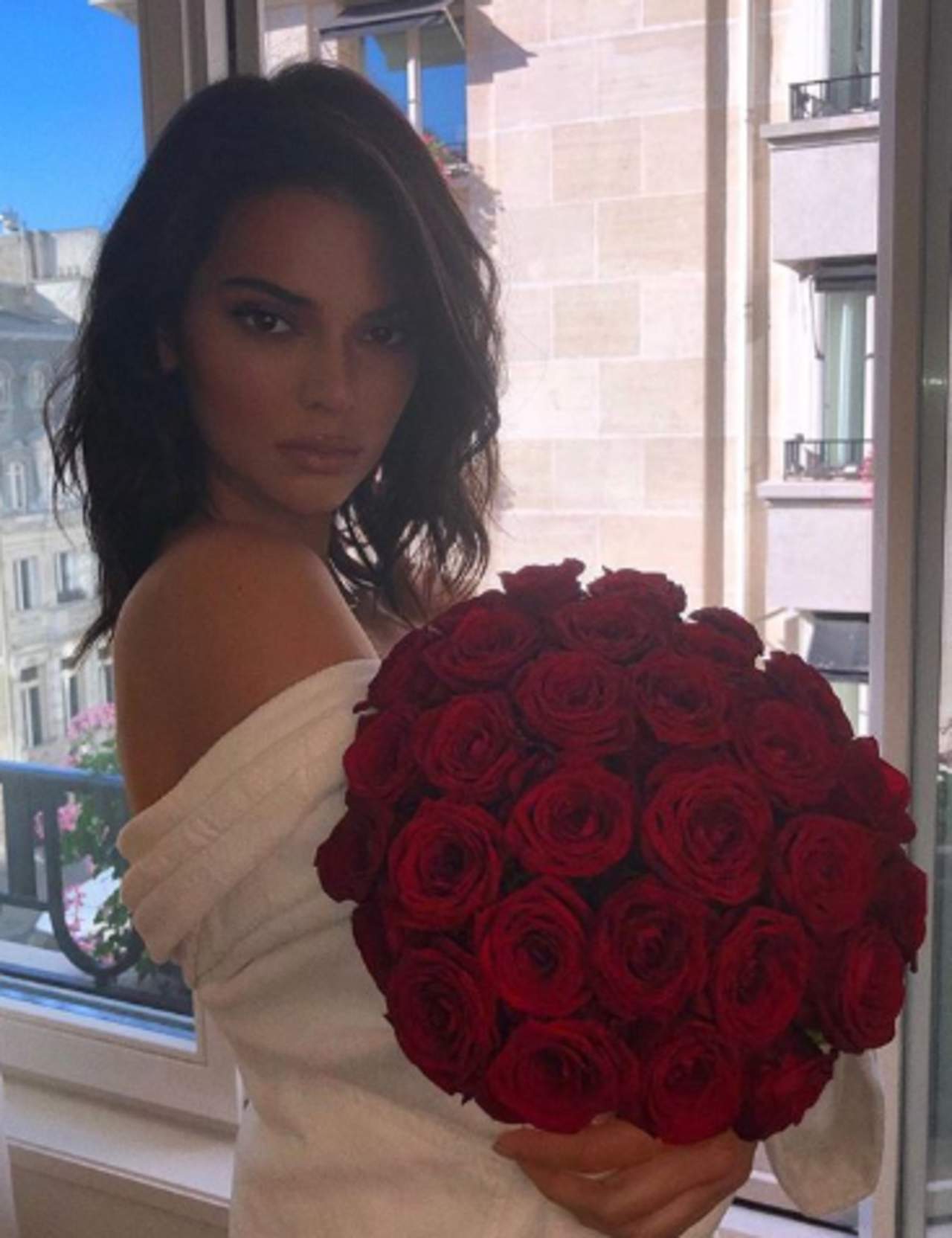 Kendall Jenner sorprende con fotos en prendas íntimas en Instagram