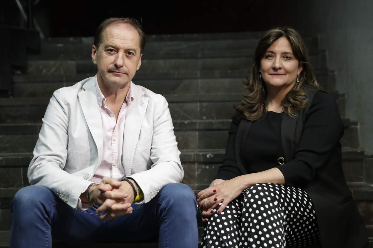  'Hay que asumir verdad sobre Iguala', señala en entrevista, Carlos Beristain y Ángela Buitrago, integrantes del GIEI. (EL UNIVERSAL)