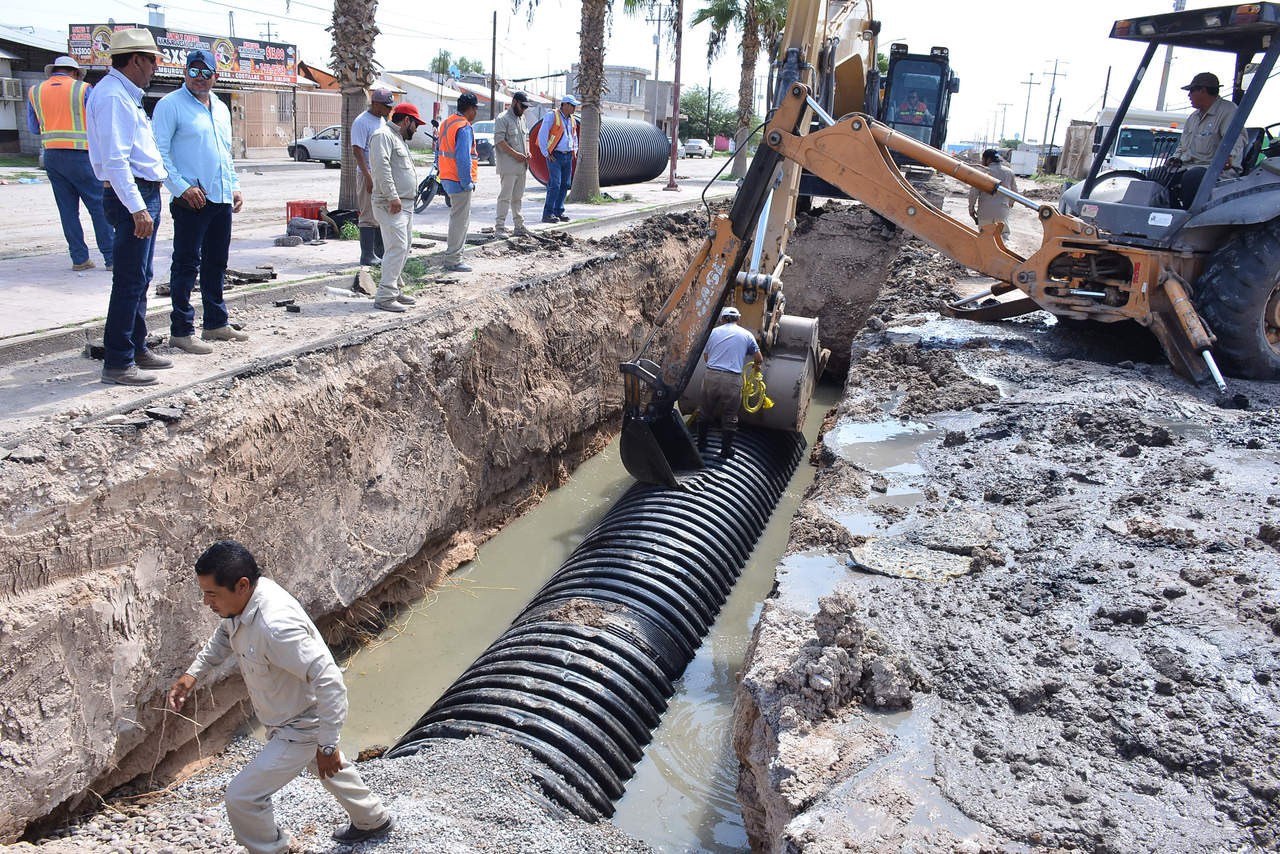 El drenaje pluvial que proyecta el ayuntamiento de Torreón para la ciudad no será integral, sino fragmentado por sectores, según el alcalde Jorge Zermeño. (ARCHIVO)