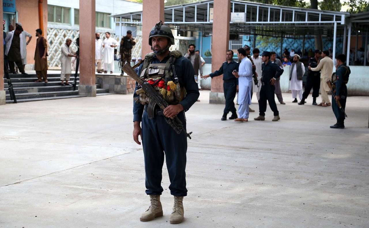 Ataque. El atentado ocurrió el martes durante un mitin electoral en la oriental provincia afgana de Nangarhar. (EFE)