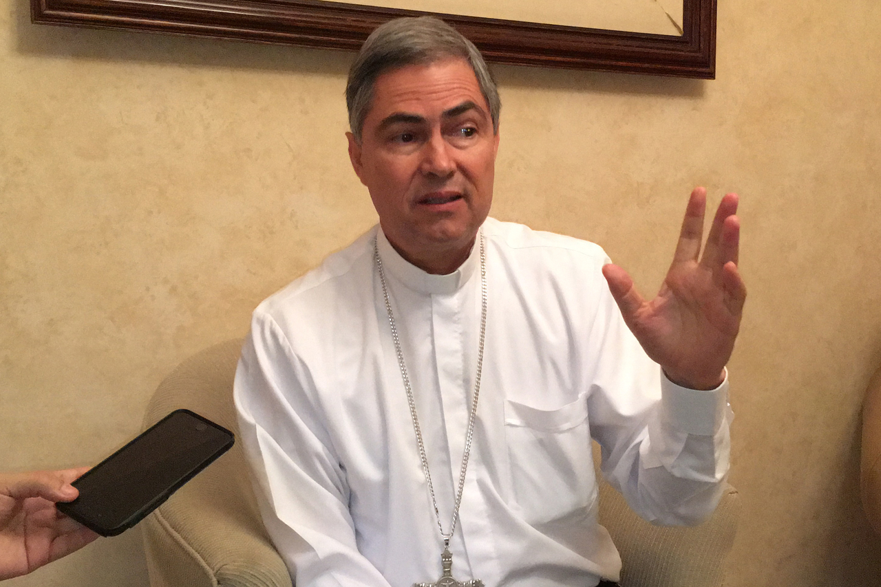 No fue oficial. Obispo de Torreón reconoció que no informó del rechazo del apoyo de manera formal al Gobierno de Coahuila. (IVAN CORPUS)