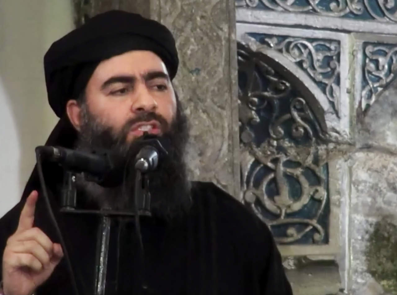 El mismo al Baghdadi ha sido reportado como muerto o gravemente herido en varias ocasiones, aunque se desconoce su paradero por completo. (ARCHIVO)