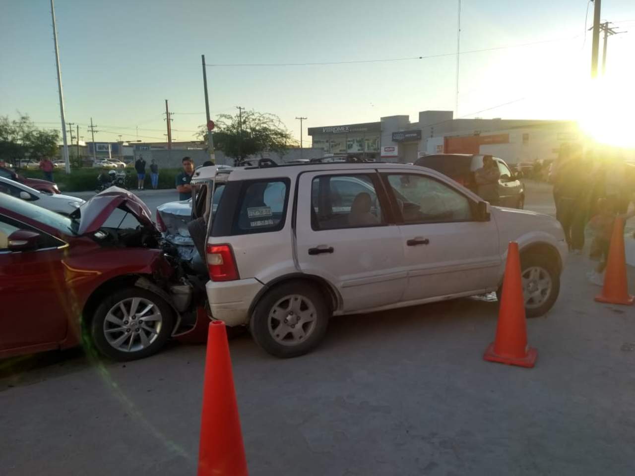 Accidente vial deja ocho lesionados en Torreón