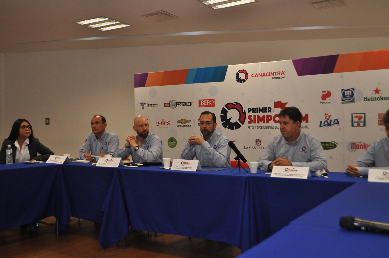 Oportunidad. Se realizará el Primer Simposium de Canacintra Torreón sobre retos y oportunidades del liderazgo empresarial. (EL SIGLO DE TORREÓN/ FABIOLA PÉREZ)