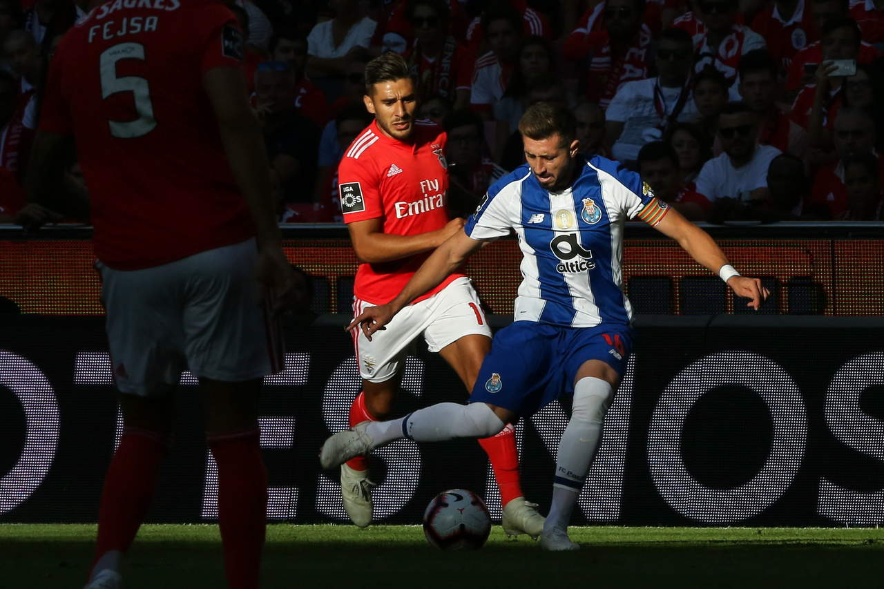 En Porto reconocen que será difícil retener a Herrera