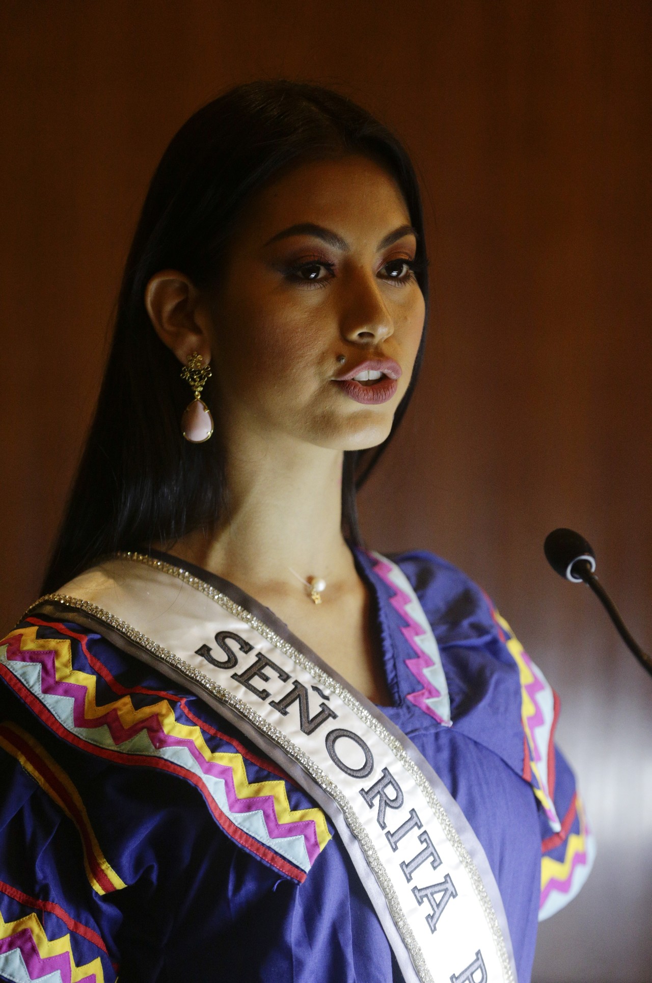 Triunfo. Rosa Iveth Montezuma, Miss Panamá 2018 es la primera mujer aborigen en su país en lograr ese título. (AP)