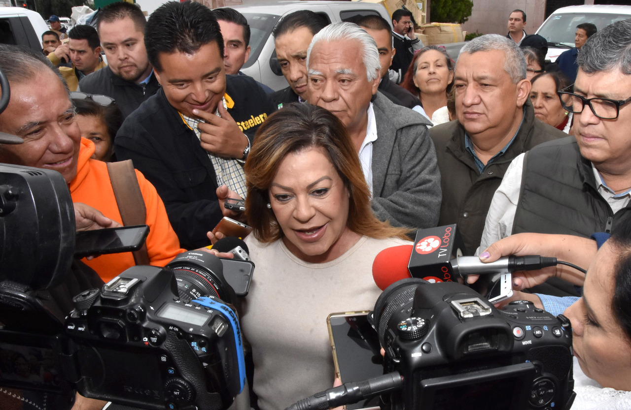 Postura. Alcaldesa aplaudió el anuncio de Obrador, relacionado con los 10 mil millones de pesos para Durango. (CORTESÍA)