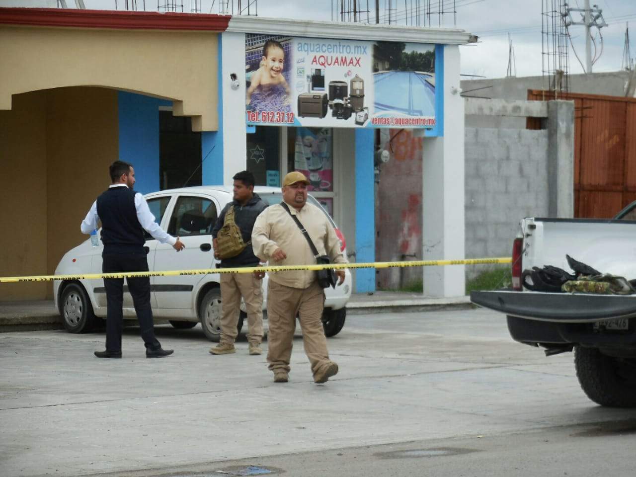Agentes de la Fiscalía Anticorrupción allanaron una supuesta empresa fantasma manejada por un presunto prestanombres de Lenin Flores Lucio.