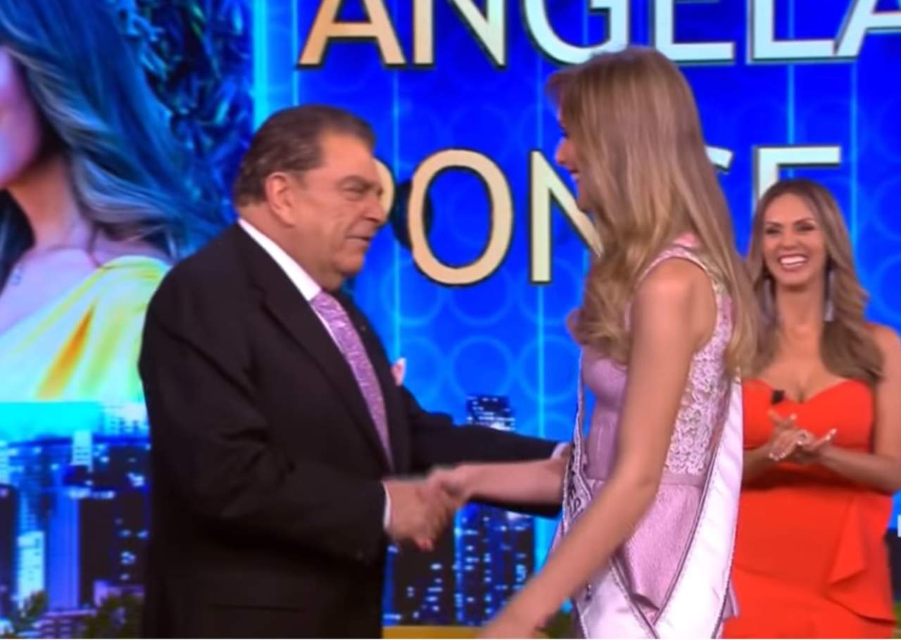 Saludo entre Don Francisco y Miss España causa polémica