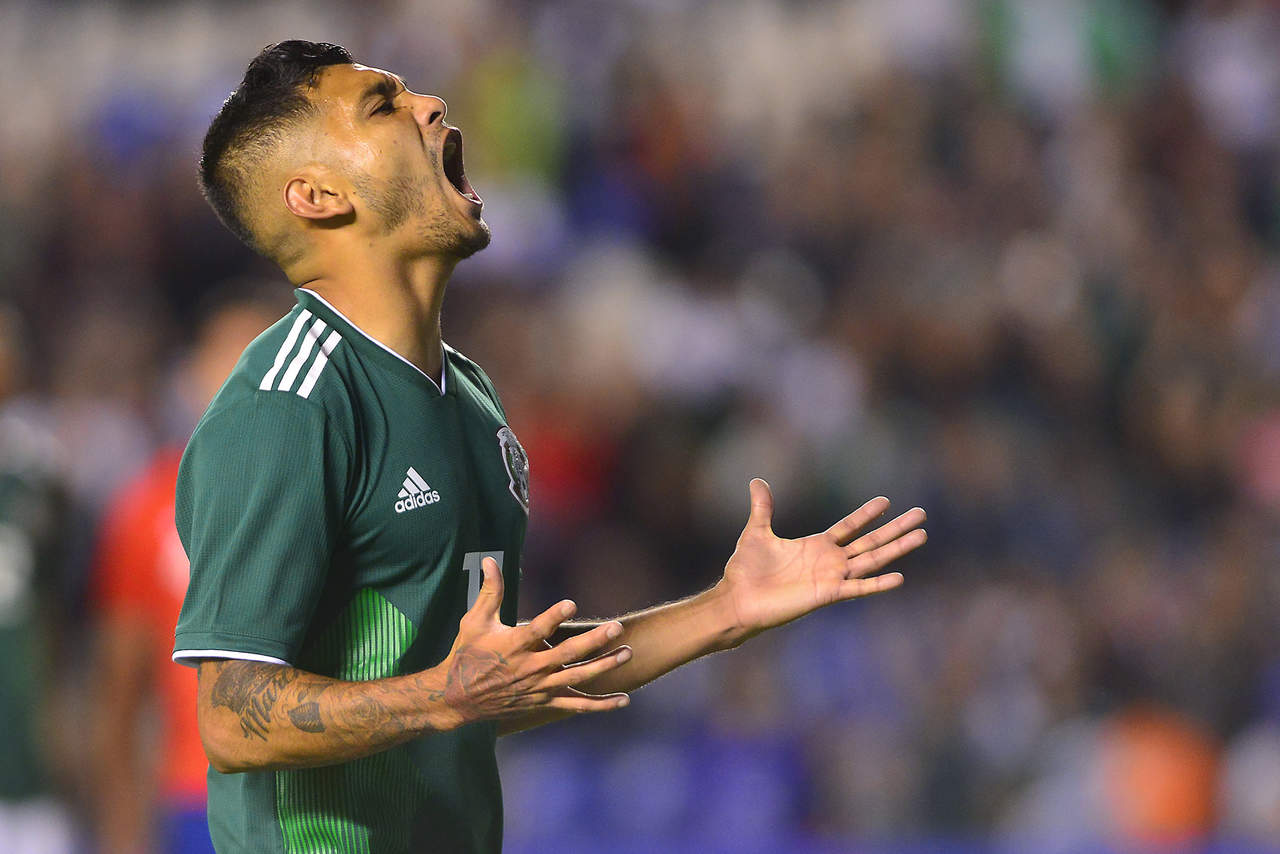 Jesús Manuel Corona se lamenta tras un fallo en el duelo ante Chile de la pasada fecha FIFA. (Jam Media)