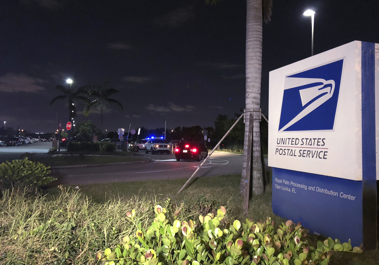 Origen. Autoridades investigan señales que conducen a Florida como lugar de origen del envío.