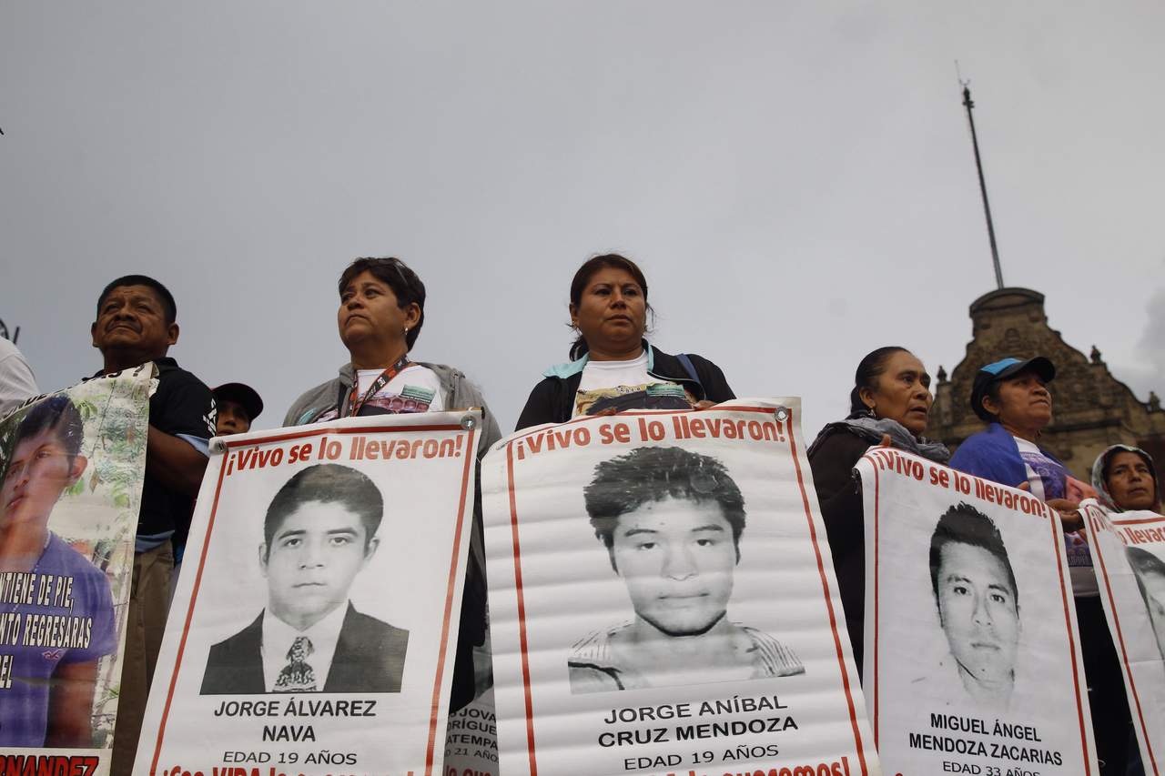 Una recompensa de hasta 10 millones de pesos ofreció la Procuraduría General de la República (PGR) para quien o quienes proporcionen información que lleve a la captura de Alejandro Tenescalco Mejía, presunto involucrado en el homicidio de los 43 normalistas de Ayotzinapa. (EFE)