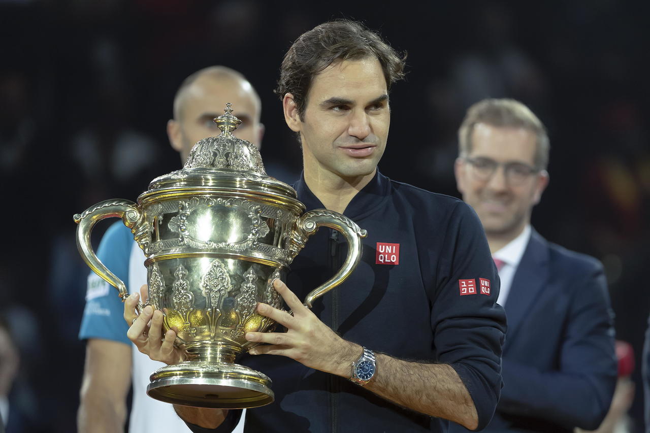 Roger Federer venció 7-6, 6-4 a Marius Copil en la gran final.