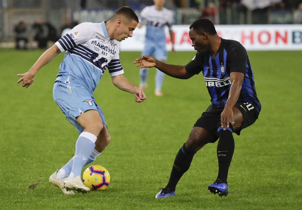 La victoria le permite al Inter alcanzar los 22 puntos y desplazar al tercer puesto al Nápoles que también suma los mismos puntos.