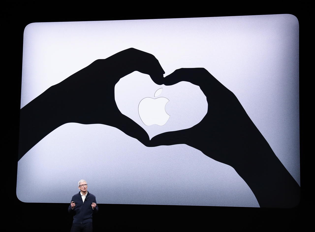 Nueva generación. La empresa sigue la estela de sus iPhone y renueva completamente sus iPad y su emblemática MAC. (ARCHIVO)