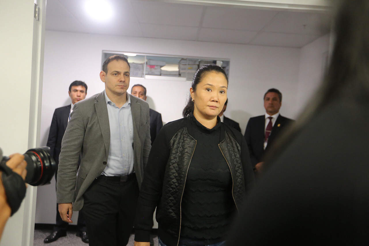 La líder opositora de Perú e hija del expresidente Alberto Fujimori ha negado su participación en esta trama de corrupción. La defensa de Fujimori dijo que apelaría la resolución. (EFE)
