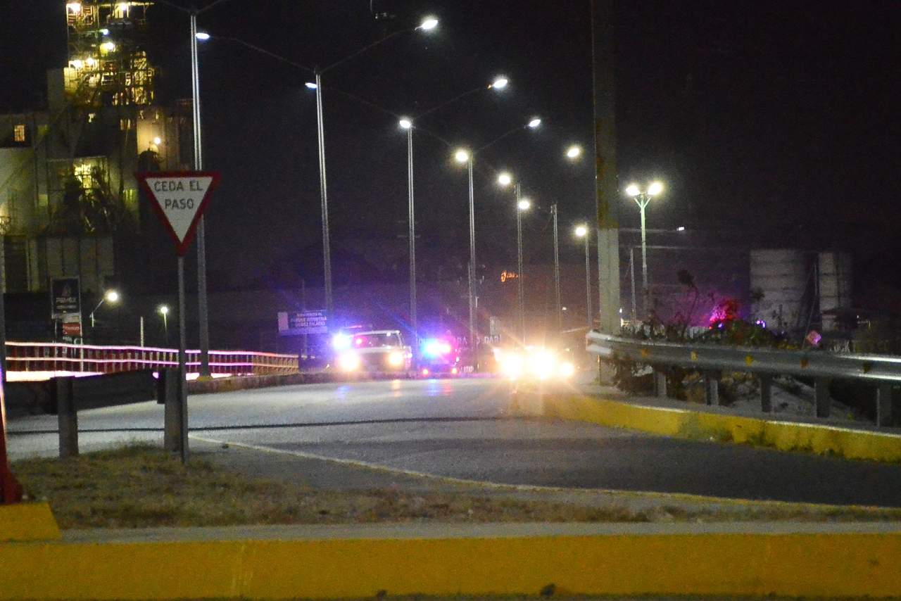 Se dijo que los tres hombres se encontraba en Torreón, cuando se apoderaron del auto Mazda 3, en color gris, con e cual huyeron a Gómez Palacio. (ARCHIVO) 