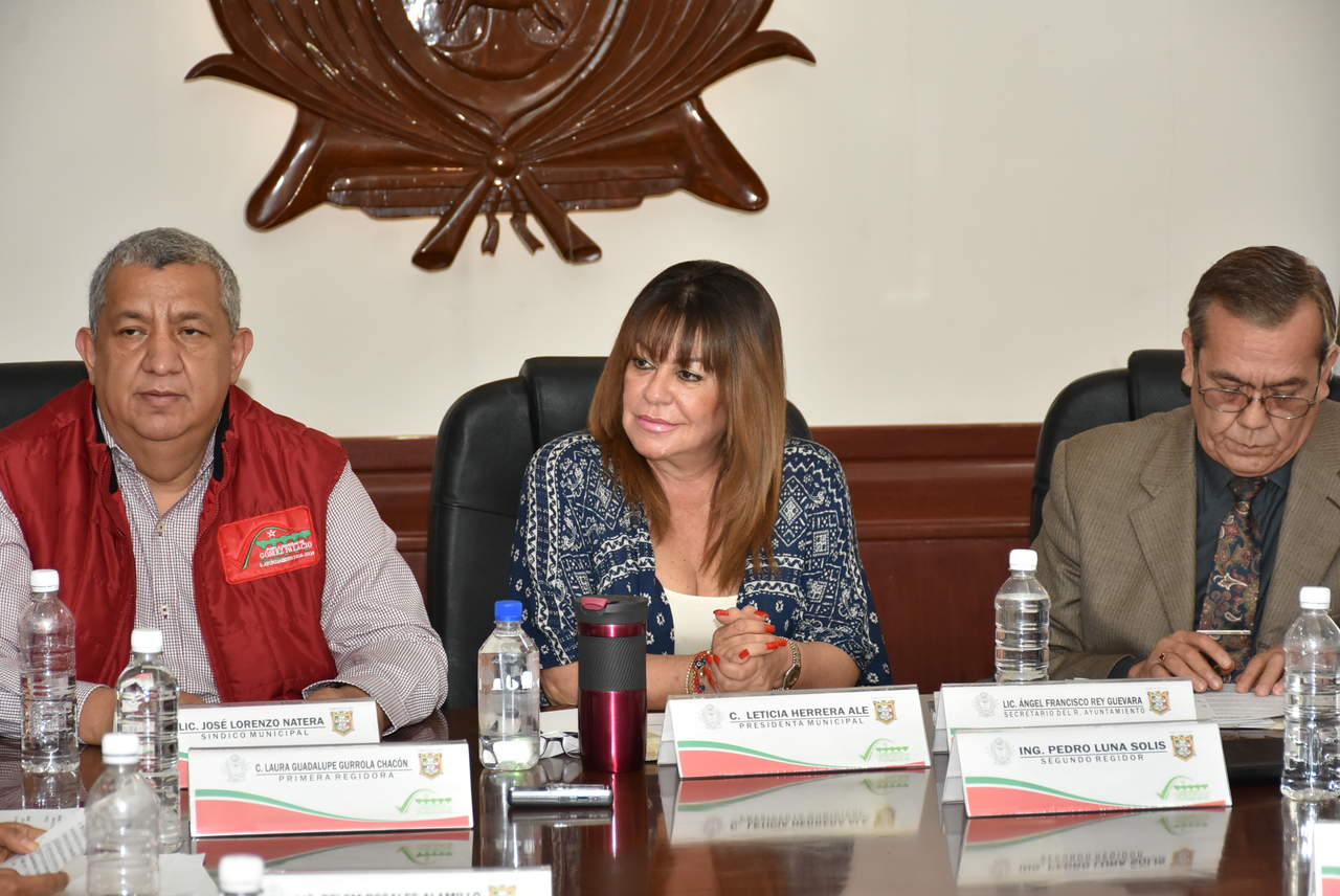 Durante la sesión ordinaria de Cabildo que se efectuó este jueves, la presidenta municipal manifestó que no se dará marcha atrás. (EL SIGLO DE TORREÓN)