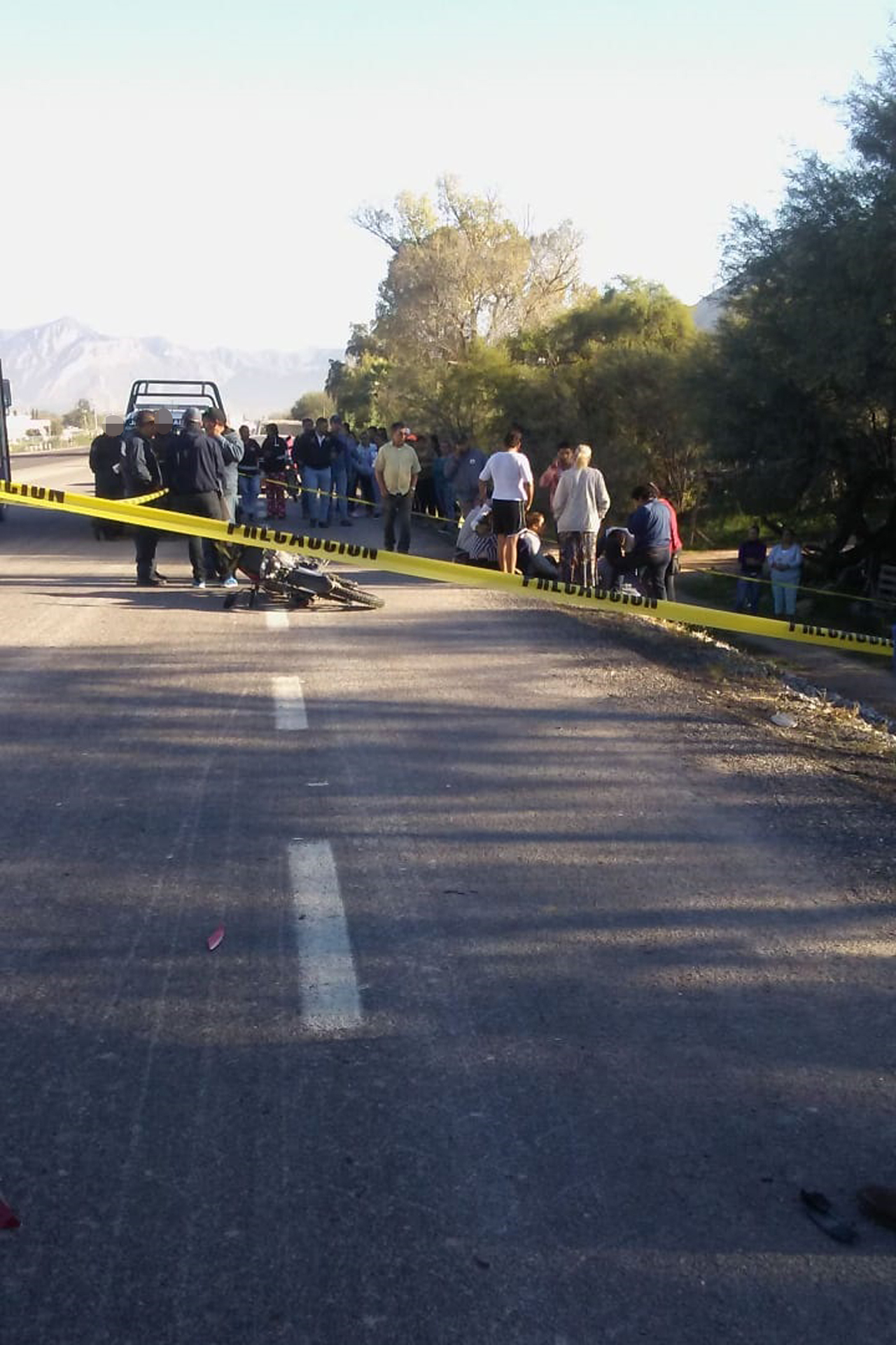 Muerto. Motociclista pierde la vida en accidente sobre la carretera Gómez Palacio-Durango. (EL SIGLO DE TORREÓN)