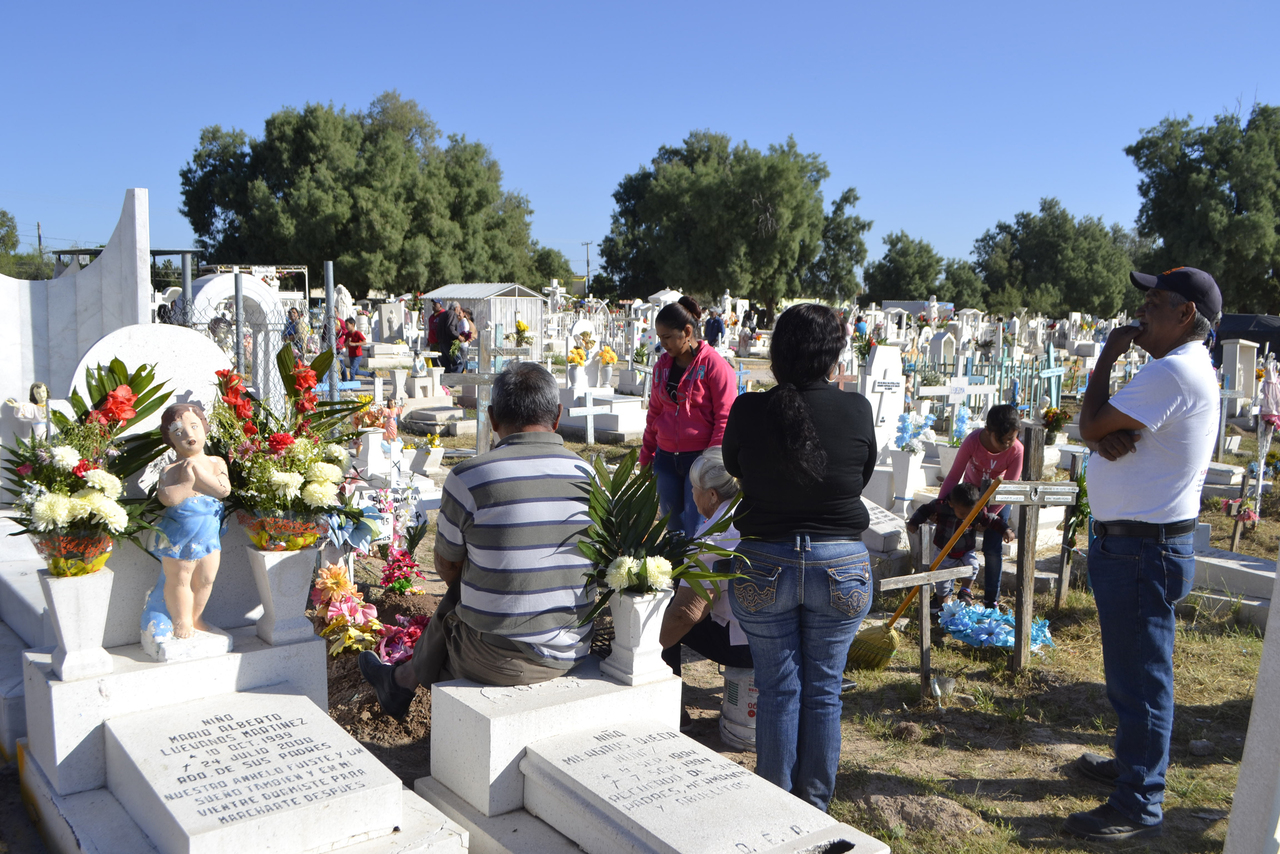 Ausencia. Muchos pequeños dejaron huella en los corazones de su familia al partir de este mundo y hoy son recordados con cariño. (EL SIGLO DE TORREÓN)