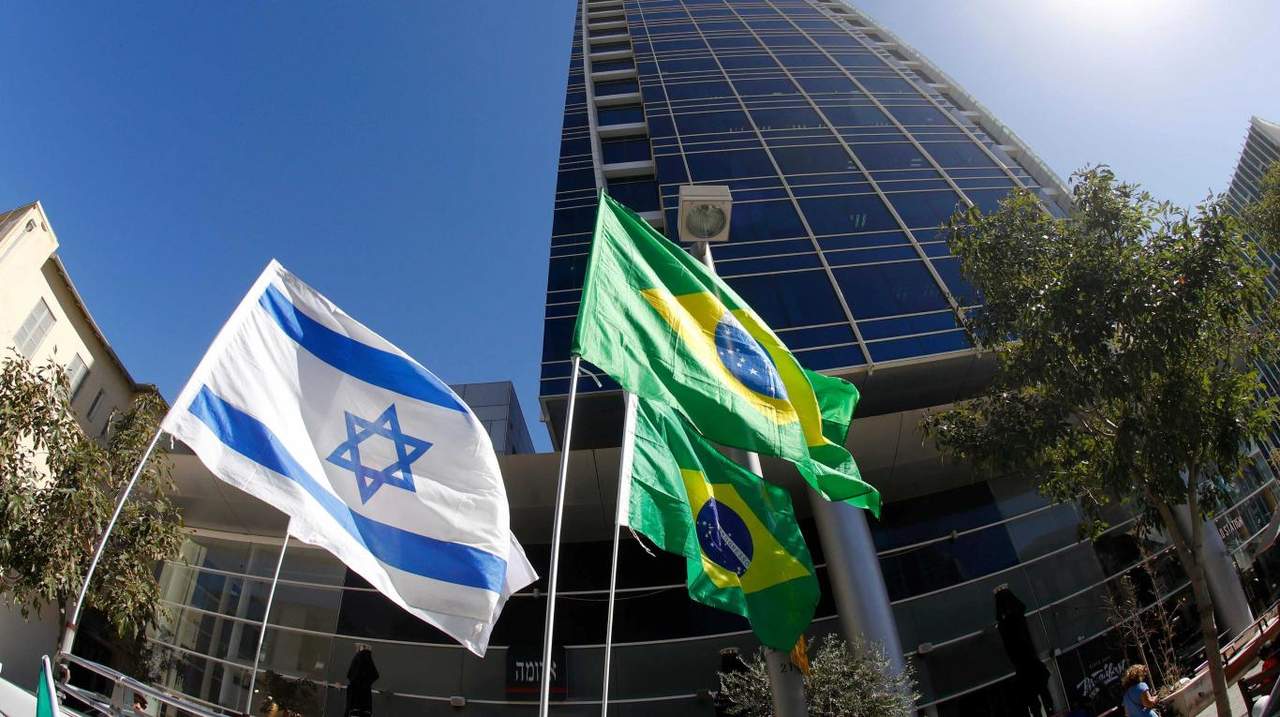 'Catar pidió al presidente electo, Jair Bolsonaro, que revierta su decisión de trasladar la embajada de su país en Israel de Tel Aviv a la ocupada ciudad de Jerusalén', declaró el Ministerio de Exteriores catarí en un comunicado publicado en su página web. (ARCHIVO)