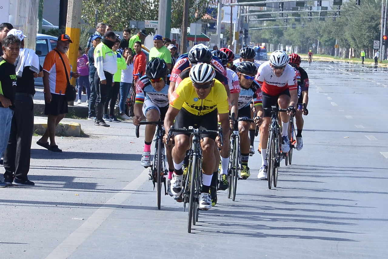 La tercera etapa de la Vuelta Ciclista a La Laguna se disputó sobre bulevar Independencia.