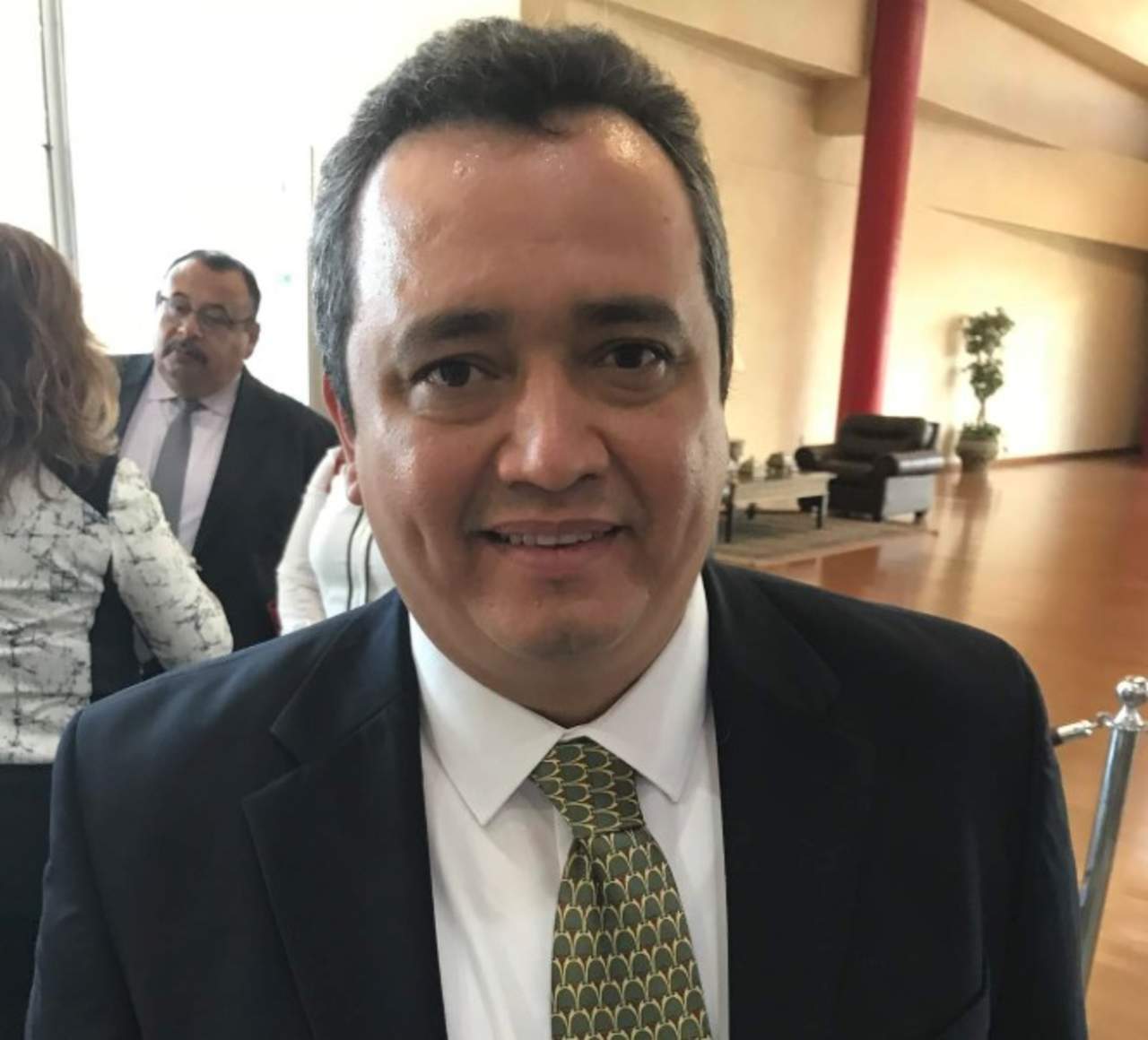 Enrique Soto Ojeda declaró que ordenó retirar las facultades de regidor a Carlos Ortiz por no trabajar varias semanas después que el regidor presentó un informe de hechos de corrupción en Simas. 