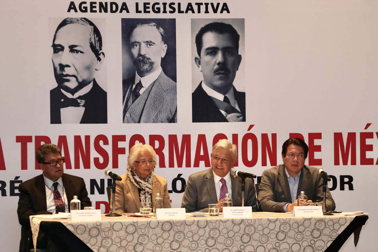 El presidente electo, Andrés Manuel López Obrador, informó que presentará al Congreso de la Unión una reforma para que los aumentos a los salarios de los trabajadores no sean menores a la inflación. (EL UNIVERSAL)