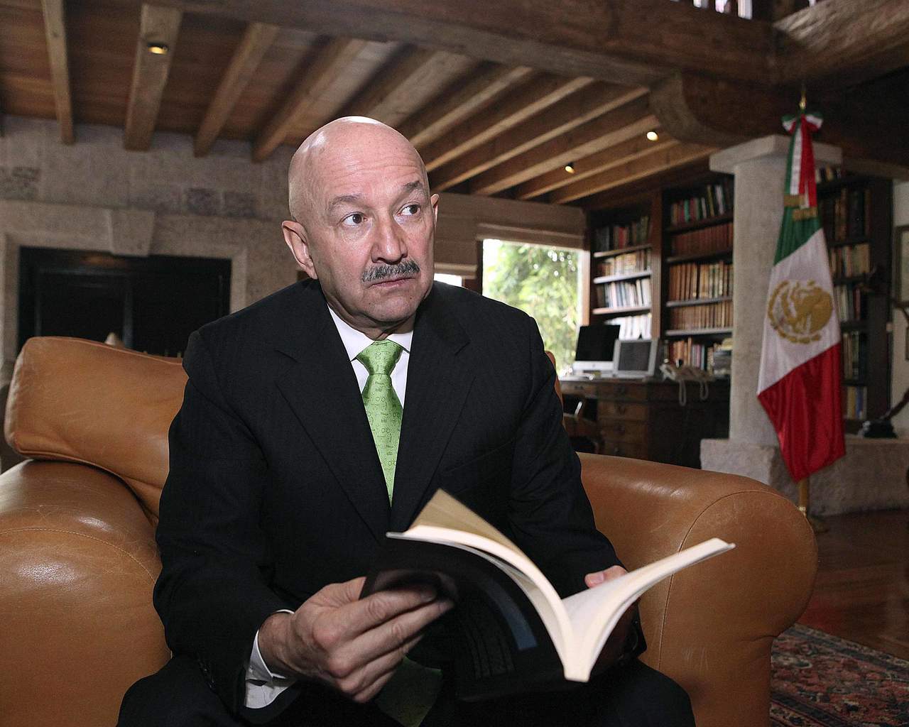 Carlos Salinas dijo que México está en riesgo. (ARCHIVO) 