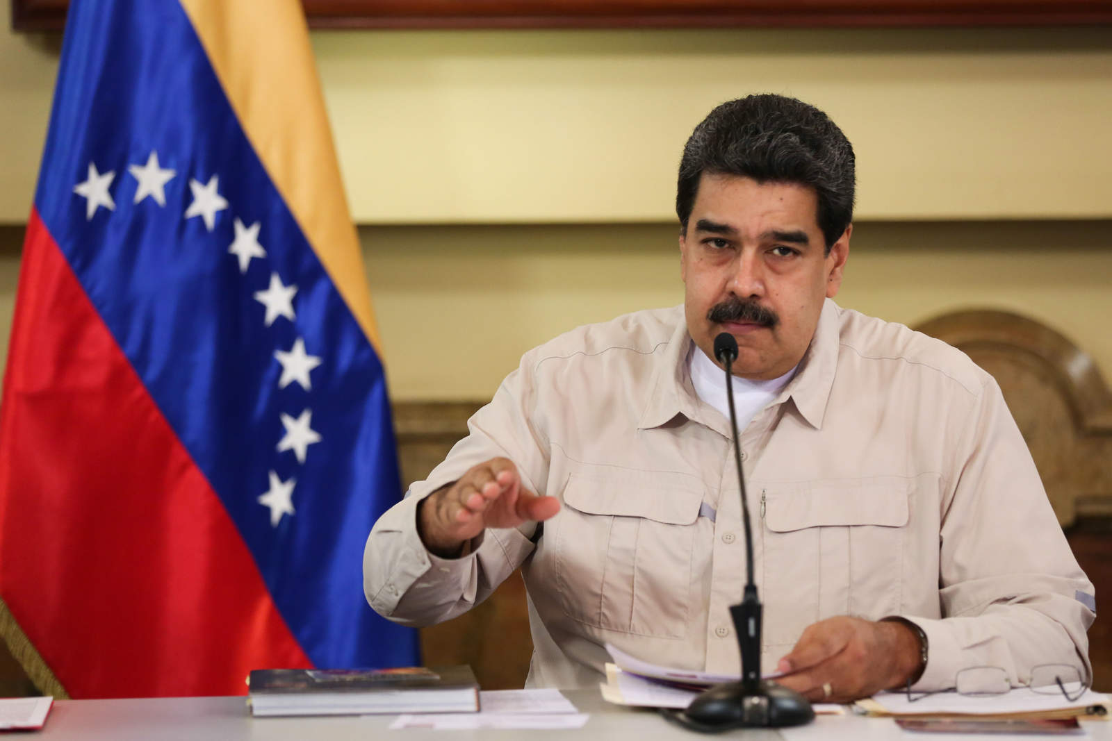 Maduro promete dar con autores de emboscada a militares