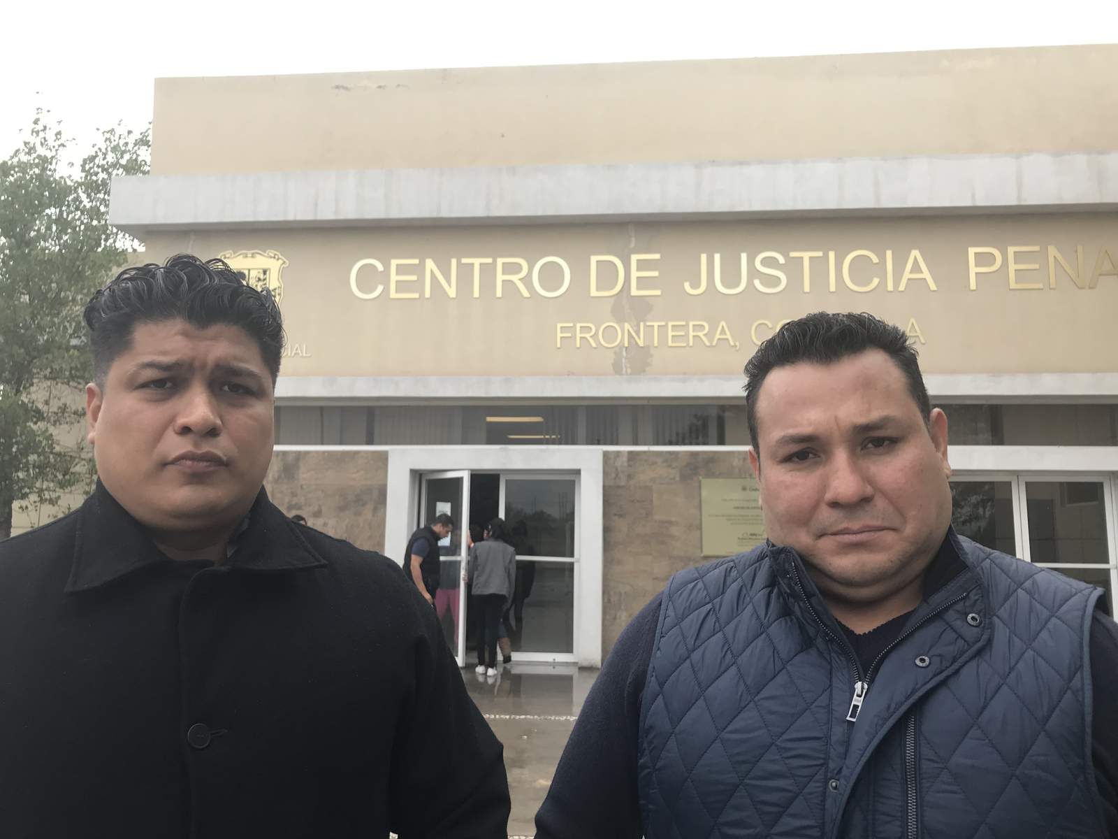 El doctor Cesar García Diosdado y el penalista Jorge Ramírez informaron que sus clientes fueron puestos en libertad.