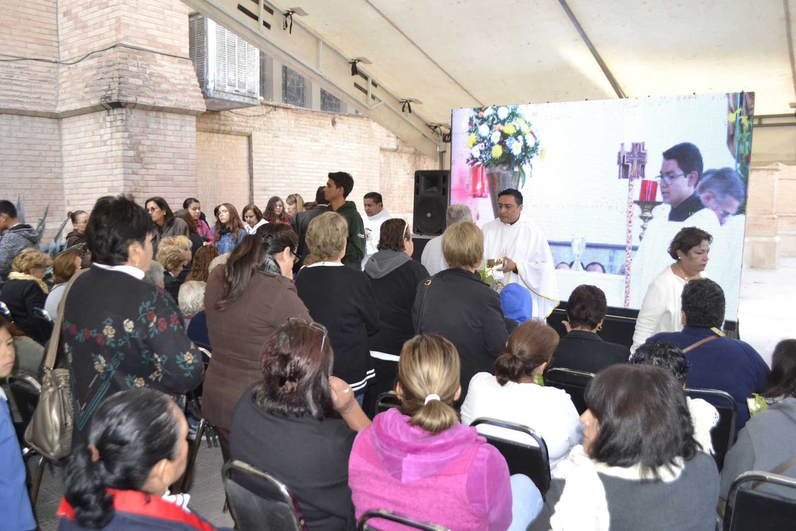 Despedida. Celebran misa exequial e inhumación de monseñor José Fortunato Álvarez Valdez.