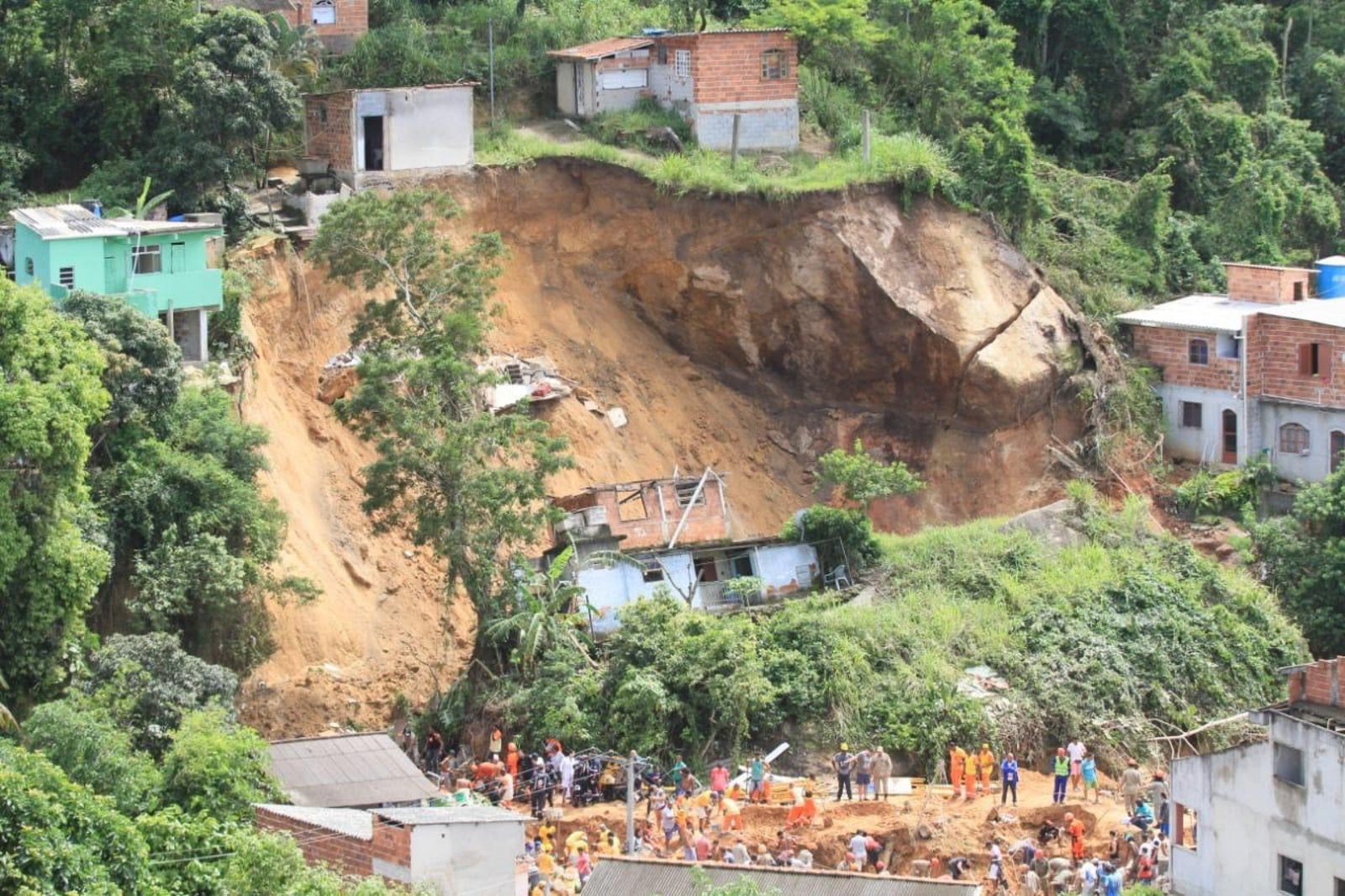 Falla. No es la primera vez que una tragedia por el deslizamiento suceda en Niteroi. 
(EFE)