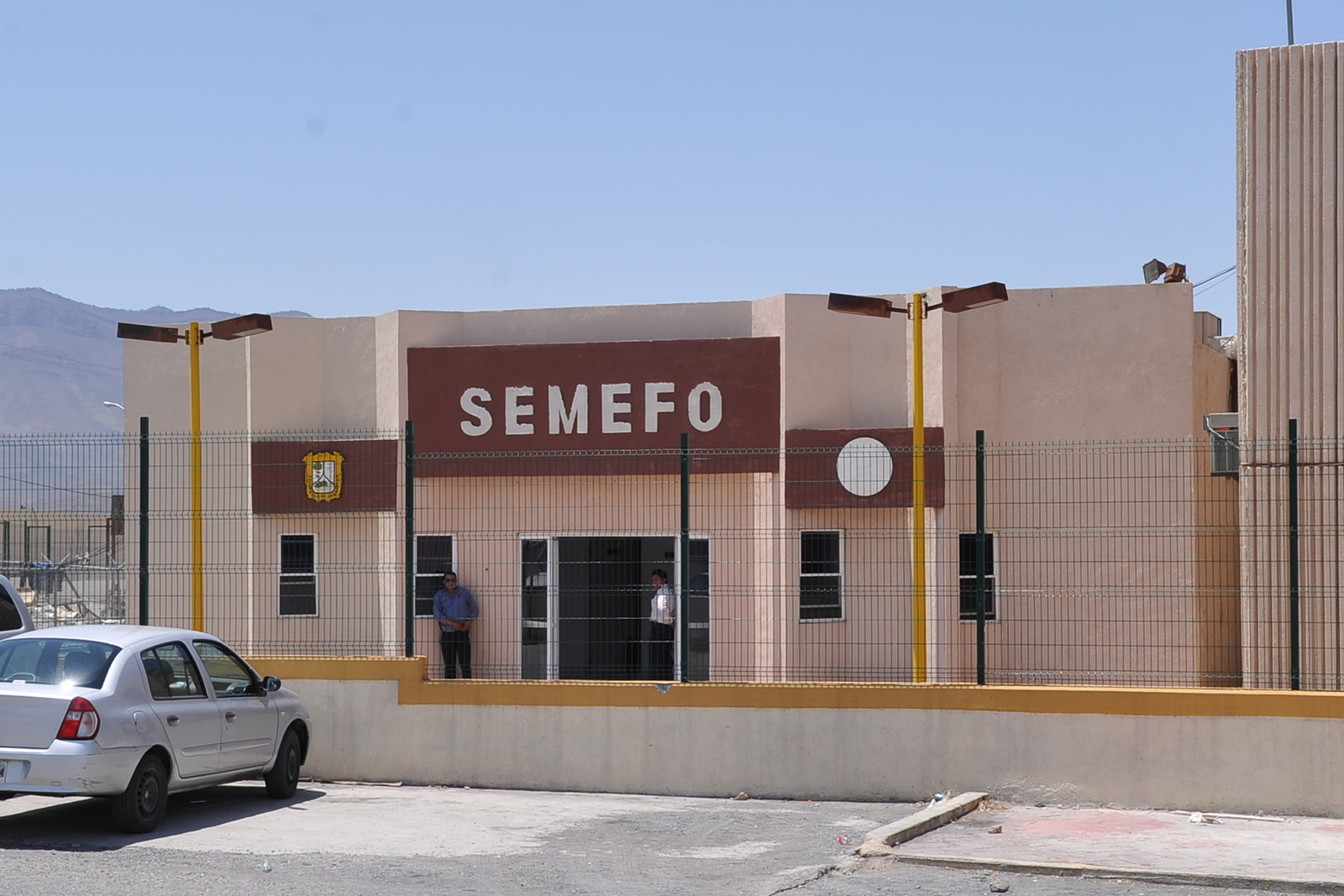 Sin espacio. Fiscal general reconoce que en Semefo Saltillo ya no hay más espacio para cuerpos.
