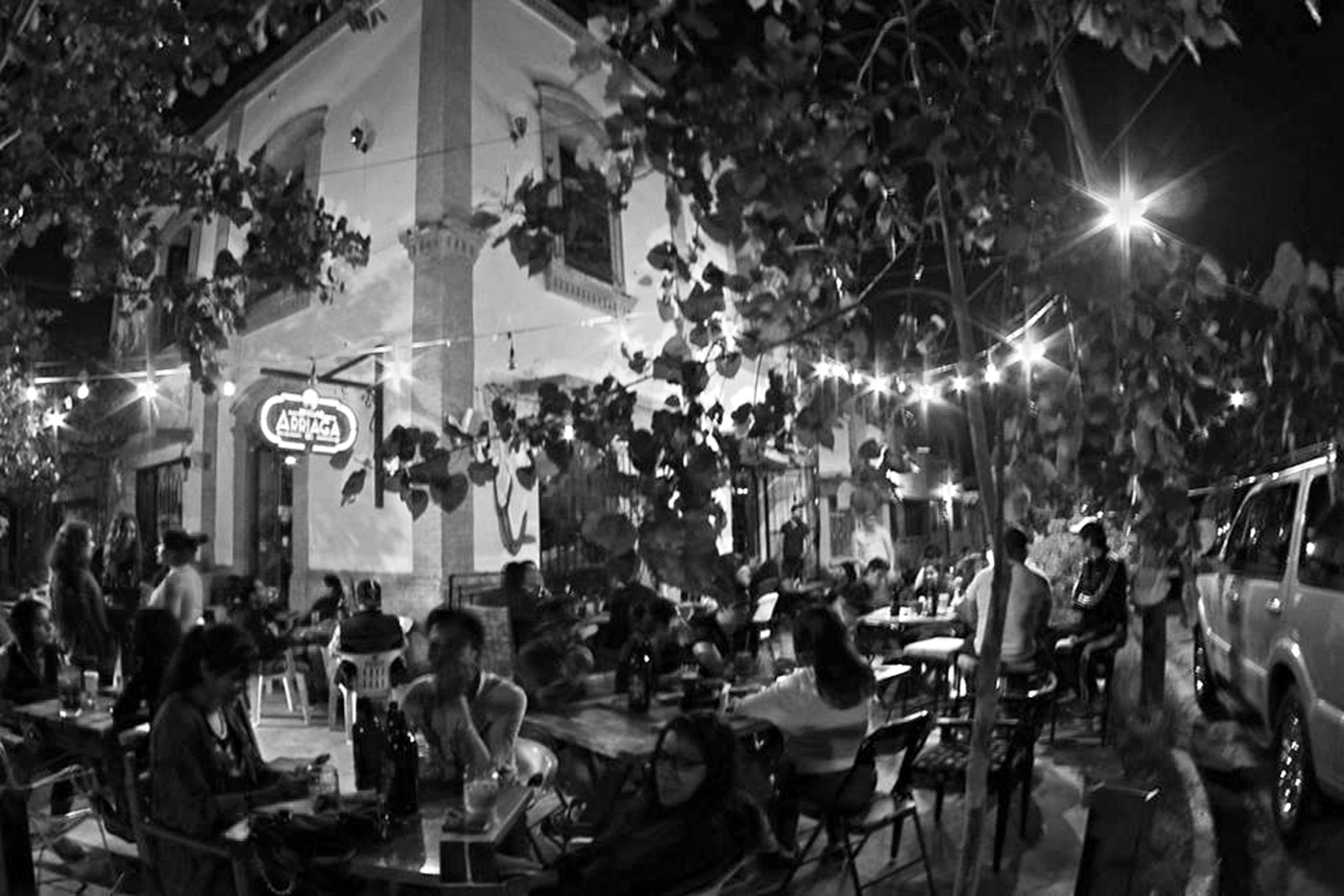 De fiesta. El bar Ponciano Arriaga 158 invita a los eventos que tiene programados para festejar sus 5 años en La Laguna. (GUADALUPE MIRANDA)