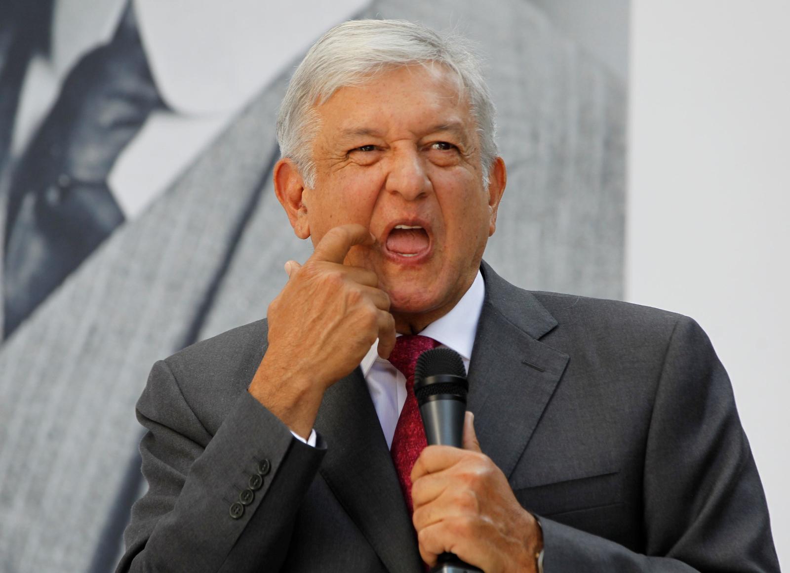 Congruencia. El CEESP pidió al equipo de López Obrador un mayor sustento a las políticas implementadas para evitar riesgos. (ARCHIVO)