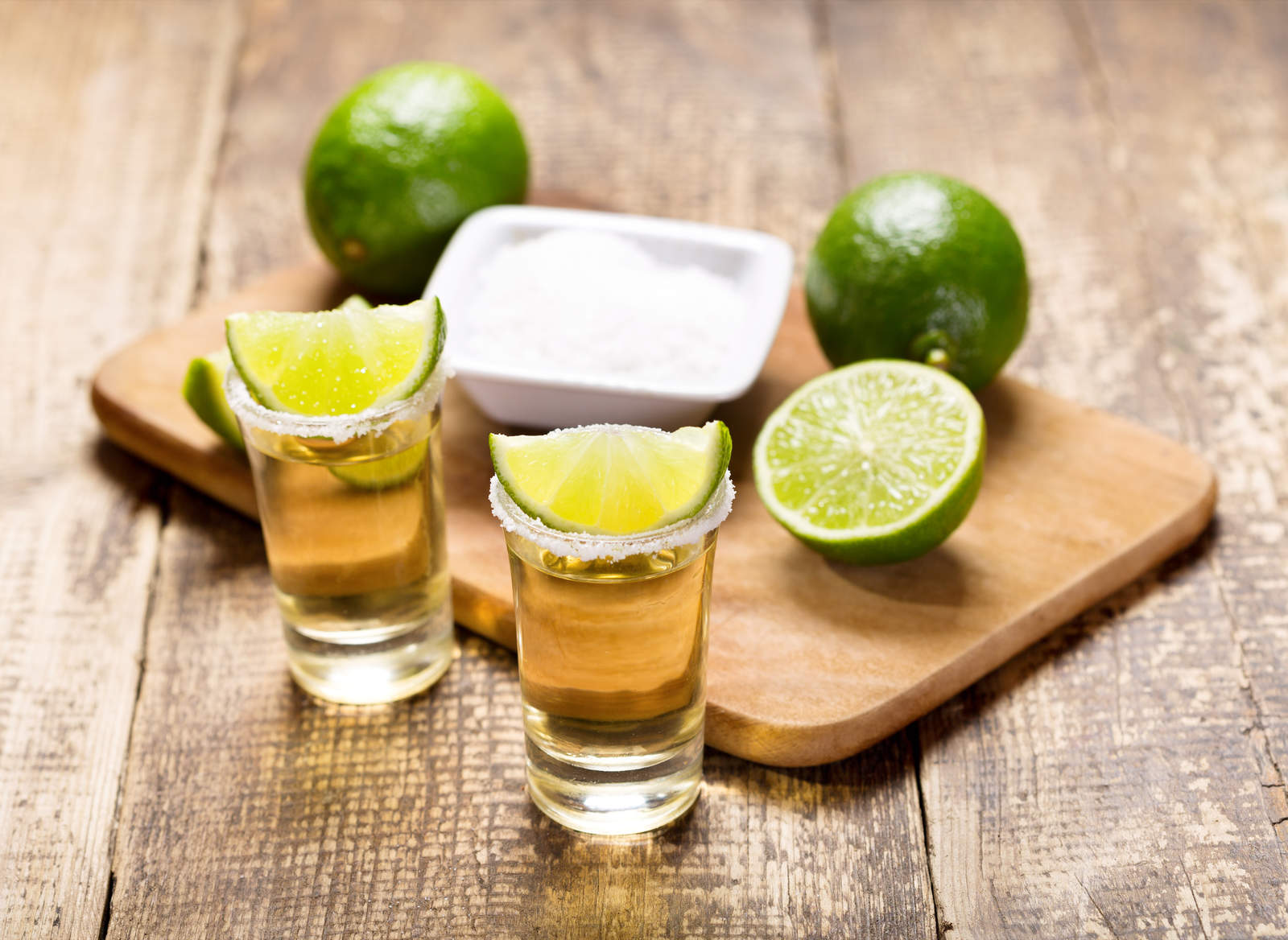 El tequila puede ayudar a bajar de peso, revela estudio