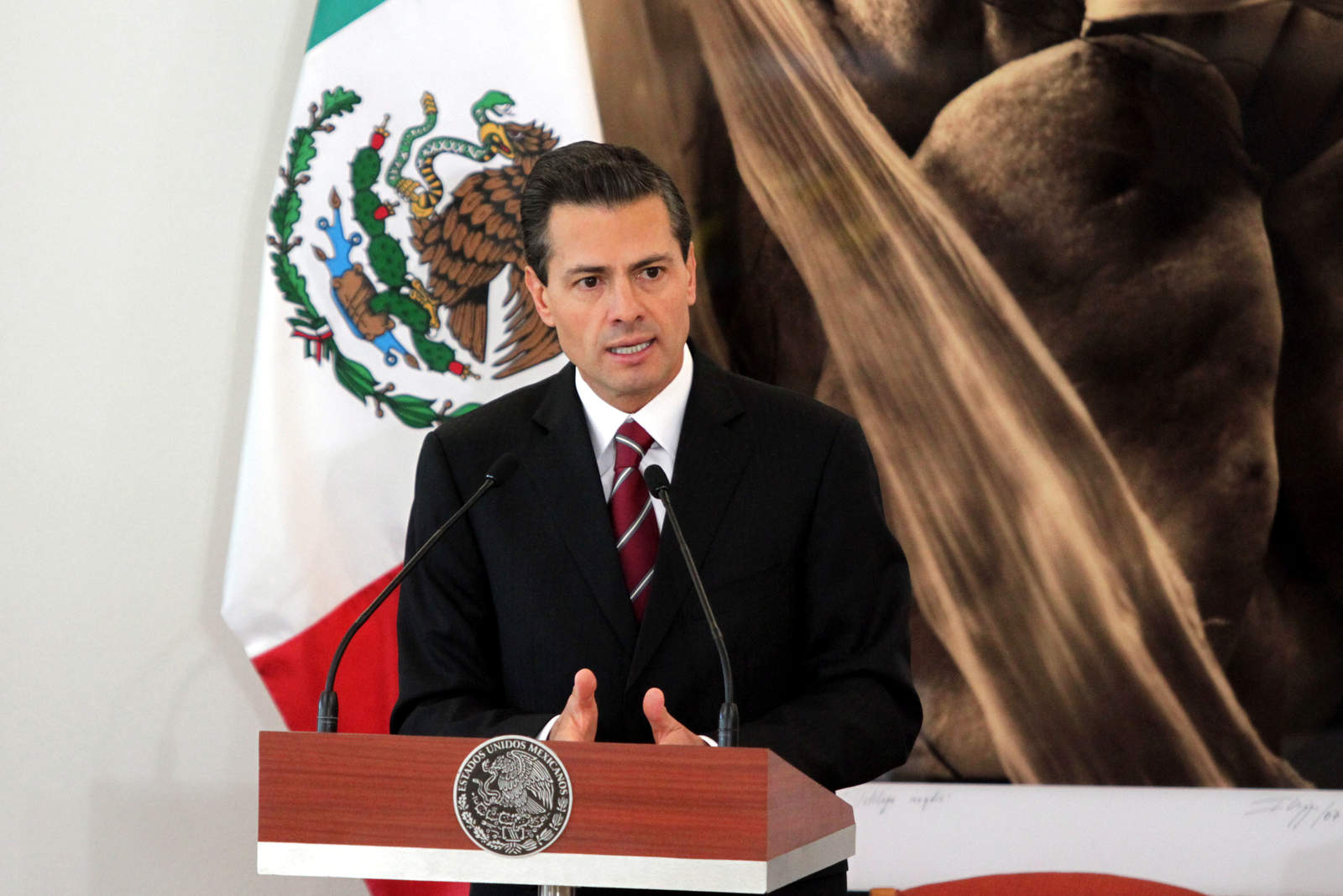 'Ni hago recomendaciones, sugerencias, ni doy recetas', dijo Peña Nieto. (ARCHIVO) 