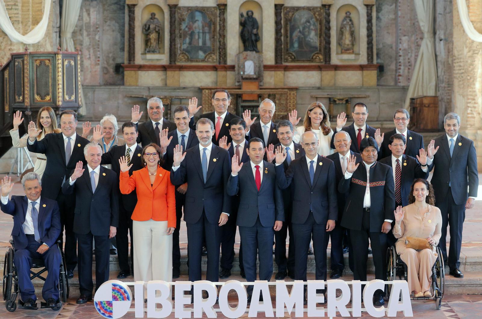 Reunión. La XXVI Cumbre Iberoamericana de Jefes de Estado y de Gobierno, que reunió ayer a los líderes de las 22 naciones de la comunidad, aprobó la Declaración de Guatemala.