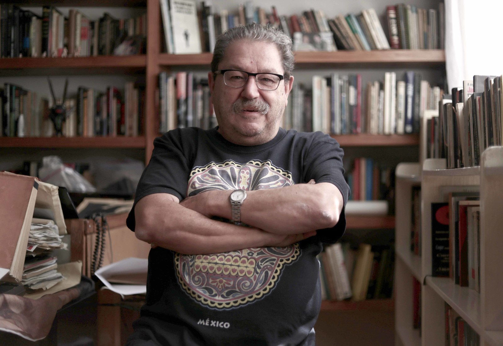 Además. El escritor Paco Ignacio Taibo II puede ser titular del Fondo de Cultura Económica (FCE).