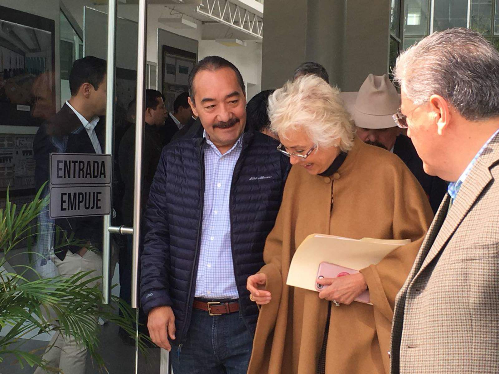 En su visita a Saltillo, Sánchez Cordero indicó que es una defensora de los derechos humanos. (EL SIGLO DE TORREÓN)