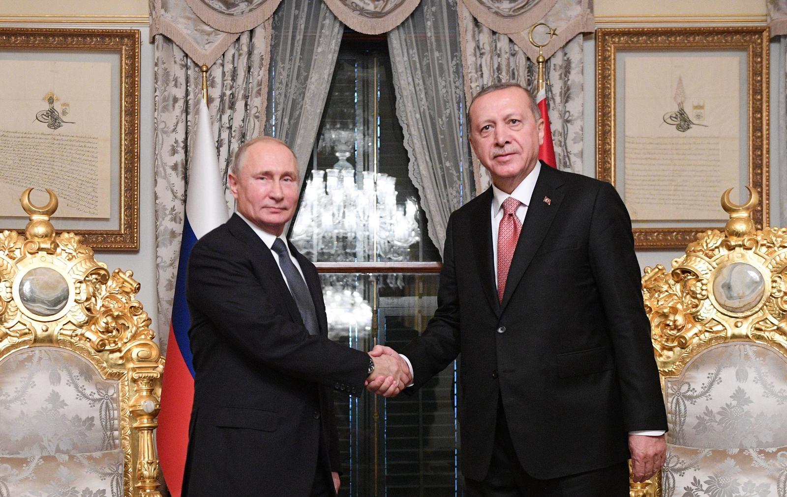 Celebran Putin y Erdogan gasoducto