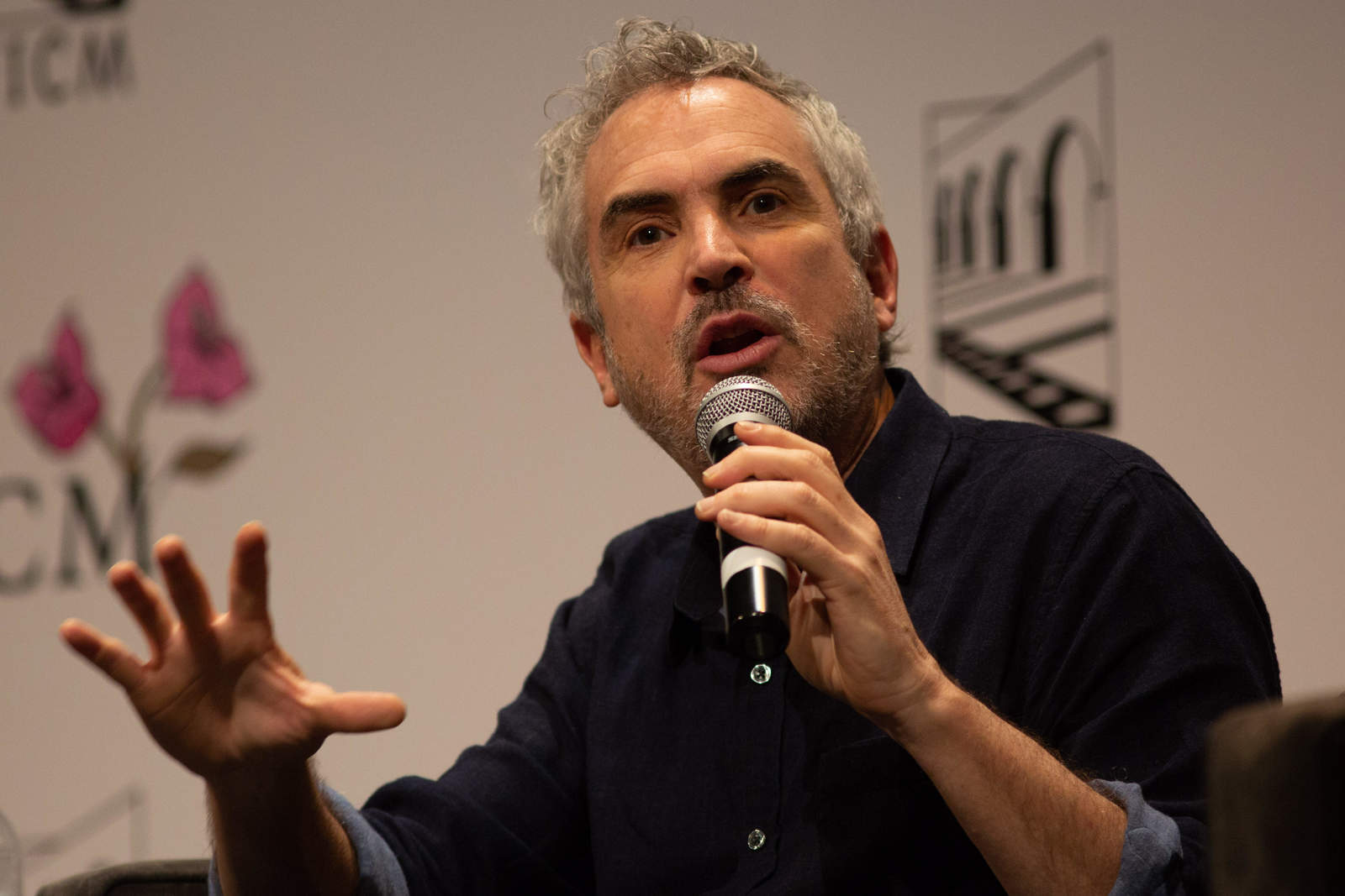 Lamenta. Alfonso Cuarón mencionó que lamenta que las compañías mexicanas no sean flexibles. (ARCHIVO)
