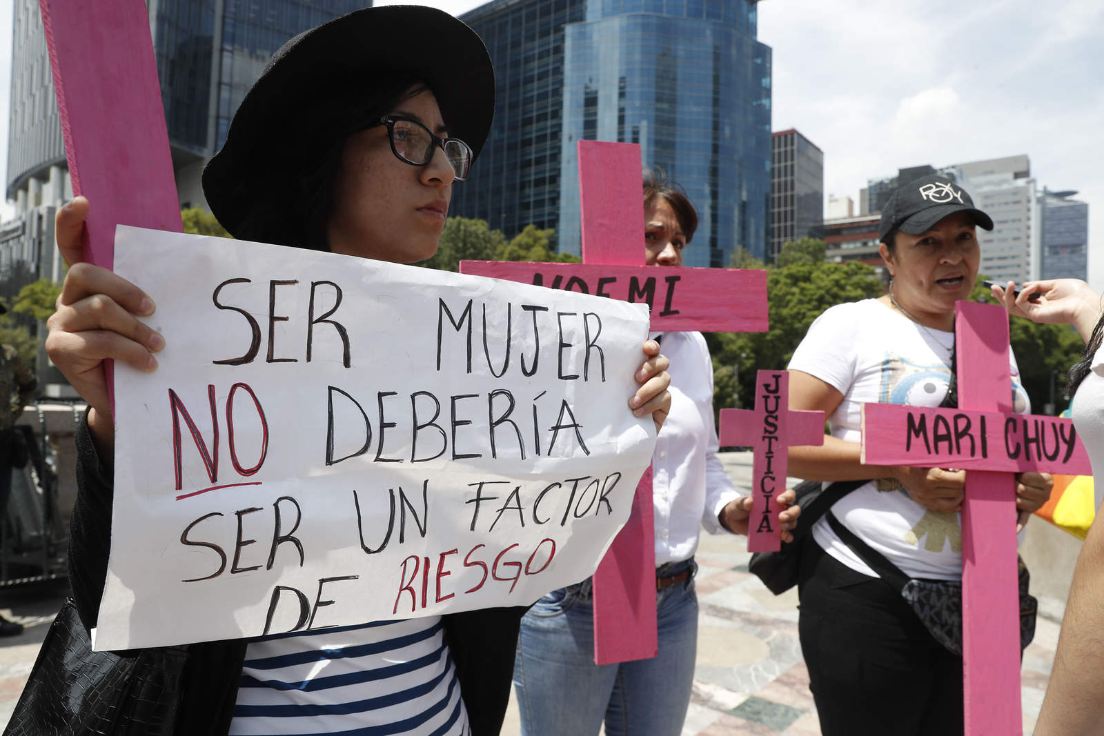 Nueve mujeres son asesinadas cada día en México y seis de cada diez han padecido violencia, denunció hoy ONU Mujeres, que exigió garantizar los derechos humanos de mujeres y niñas en el país latinoamericano. (ARCHIVO)