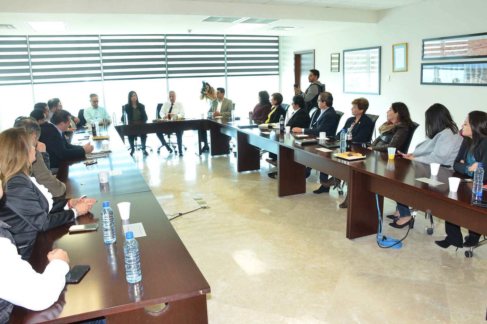 Los integrantes del próximo Cabildo se reunieron con el alcalde de Torreón. (FERNANDO COMPEÁN) 